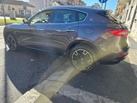 Usata Maserati Levante 275 CV (202 kW) 2017 Grigio SUV