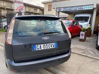 Usata Ford Focus 115 CV (84 kW) 2010 Argento Berlina