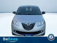 Usata Lancia Ypsilon Gold 69 CV (50 kW) 2011 Argento metallizzato Utilitaria