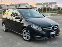Usata Mercedes B180 Premium 108 CV (79 kW) 2016 Nero Monovolume