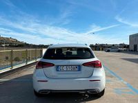 Usata Mercedes A200 150 CV (110 kW) 2019 Bianco Berlina
