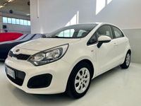 usata Kia Rio 1.2 BENZINA ** PER COMMERCIANTI **