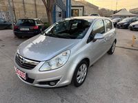 Usata Opel Corsa 75 CV (55 kW) 2009 Argento Utilitaria