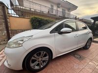 Usata Peugeot 208 2016 Bianco Utilitaria