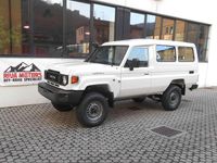 Nuova Toyota Land Cruiser 227 CV (166 kW) 2026 Bianco SUV