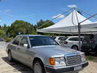 Käytetty Mercedes E200 136 HP (100 kW) 1994 Harmaa Sedan