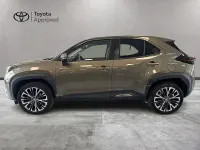 Usata Toyota Yaris Cross Lounge 116 CV (85 kW) 2022 Grigio SUV