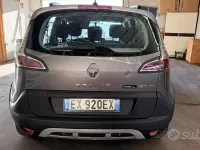 Usata Renault Scénic XMOD 110 CV (80 kW) 2014 Grigio Monovolume