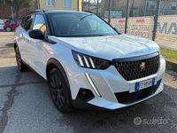 Usata Peugeot 2008 GT-line 131 CV (96 kW) 2020 Bianco SUV