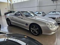 Usata Mercedes SL500 306 CV (225 kW) 2001 Argento Cabrio