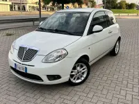 Usata Lancia Ypsilon 75 CV (55 kW) 2011 Utilitaria