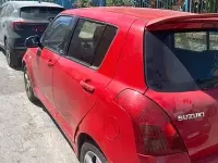Usata Suzuki Swift 92 CV (67 kW) 2005 Rosso Utilitaria
