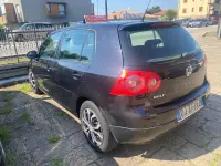 Usata VW Golf V Comfortline 102 CV (75 kW) 2007 Nero Berlina
