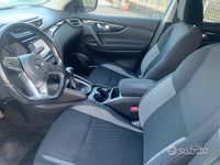 Usata Nissan Qashqai 131 CV (96 kW) 2018 Grigio SUV