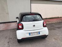 Begagnad Smart ForFour Prime 71 HK (52 kW) 2018 Vit Halvkombi