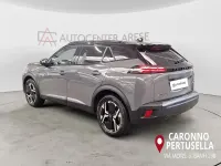Begagnad Peugeot e-2008 GT 61 kW (84 HK) 2024 Grå SUV