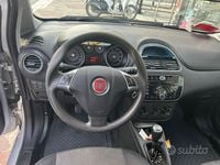 Usata Fiat Grande Punto 75 CV (55 kW) 2014 Grigio Utilitaria
