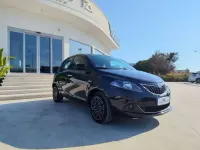 Usata Lancia Ypsilon Gold 69 CV (50 kW) 2022 Nero Utilitaria