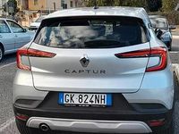 Usata Renault Captur Business 140 CV (102 kW) 2021 Grigio SUV