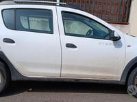 Usata Dacia Sandero 90 CV (66 kW) 2015 Bianco Monovolume