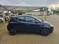 Usata Lancia Ypsilon Gold 69 CV (50 kW) 2018 Blu Utilitaria