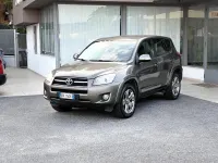 Usata Toyota RAV4 150 CV (110 kW) 2009 Nero SUV