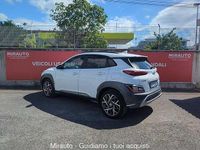Usata Hyundai Kona 105 CV (77 kW) 2021 Bianco SUV