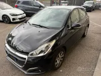 Usata Peugeot 208 Allure 75 CV (55 kW) 2018 Nero Utilitaria