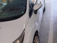 Usata Ford Fiesta 75 CV (55 kW) 2014 Bianco Utilitaria