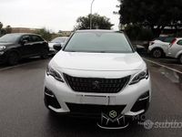 Usata Peugeot 3008 Active 120 CV (88 kW) 2018 Blu SUV
