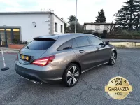 Begagnad Mercedes CLA200 Premium 136 HK (100 kW) 2019 Grå Kombi