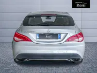 Usata Mercedes CLA200 Shooting Brake 136 CV (100 kW) 2017 Grigio chiaro metallizzato Station wagon
