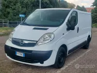 Usata Opel Vivaro 114 CV (83 kW) 2014 Bianco Monovolume