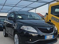 Gebraucht Lancia Ypsilon S 69 PS (50 kW) 2011 Schwarz Kleinwagen