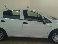Usata Fiat Punto 69 CV (50 kW) 2017 Bianco Utilitaria
