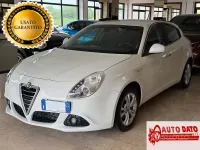 Gebraucht Alfa Romeo Giulietta Distinctive 105 PS (77 kW) 2013 Weiß Kleinwagen