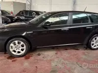 Käytetty Alfa Romeo 159 Ti 150 HP (110 kW) 2008 Musta Farmari