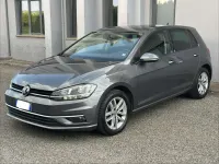 Usata VW Golf VII Business 116 CV (85 kW) 2017 Grigio canna di fucile Berlina