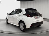 Usata Toyota Yaris Active 72 CV (52 kW) 2023 Super white Utilitaria