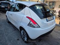 Usata Lancia Ypsilon Silver 69 CV (50 kW) 2012 Bianco Utilitaria