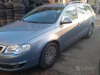 Usata VW Passat Trendline 110 CV (80 kW) 2008 Blu Station wagon