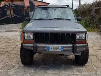 Usata Jeep Cherokee 80 CV (58 kW) 1990 Grigio SUV