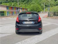 Usata Ford Fiesta 97 CV (71 kW) 2012 Nero Utilitaria