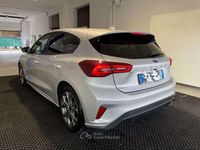 Usata Ford Focus ST-Line 116 CV (85 kW) 2024 Argento metallizzato Berlina