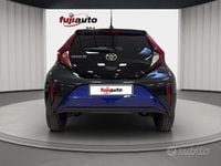 Usata Toyota Aygo X Trend 72 CV (52 kW) 2023 Grigio SUV