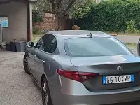 Usata Alfa Romeo Giulia 150 CV (110 kW) 2019 Grigio Berlina