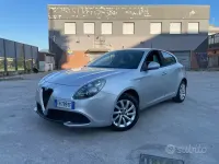 Usata Alfa Romeo Giulietta Super 120 CV (88 kW) 2017 Grigio Utilitaria