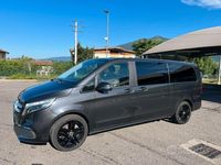 Usata Mercedes V250 Premium 190 CV (139 kW) 2022 Grigio Monovolume