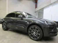 Usata Porsche Macan 265 CV (194 kW) 2023 Grigio vulcano metallizzato SUV