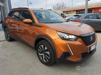 Usata Peugeot 2008 Active 102 CV (75 kW) 2021 Arancione SUV